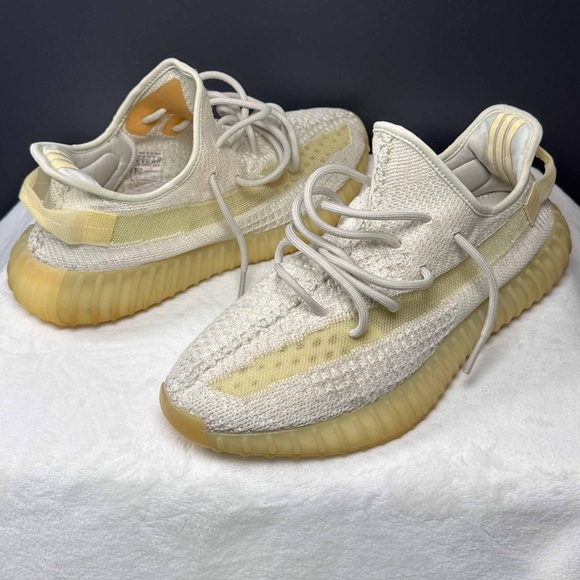 Yeezy Boost 350 V2 'Light' – Size 10.5M – UV Color Shift Reflective! - Picture 1 of 11